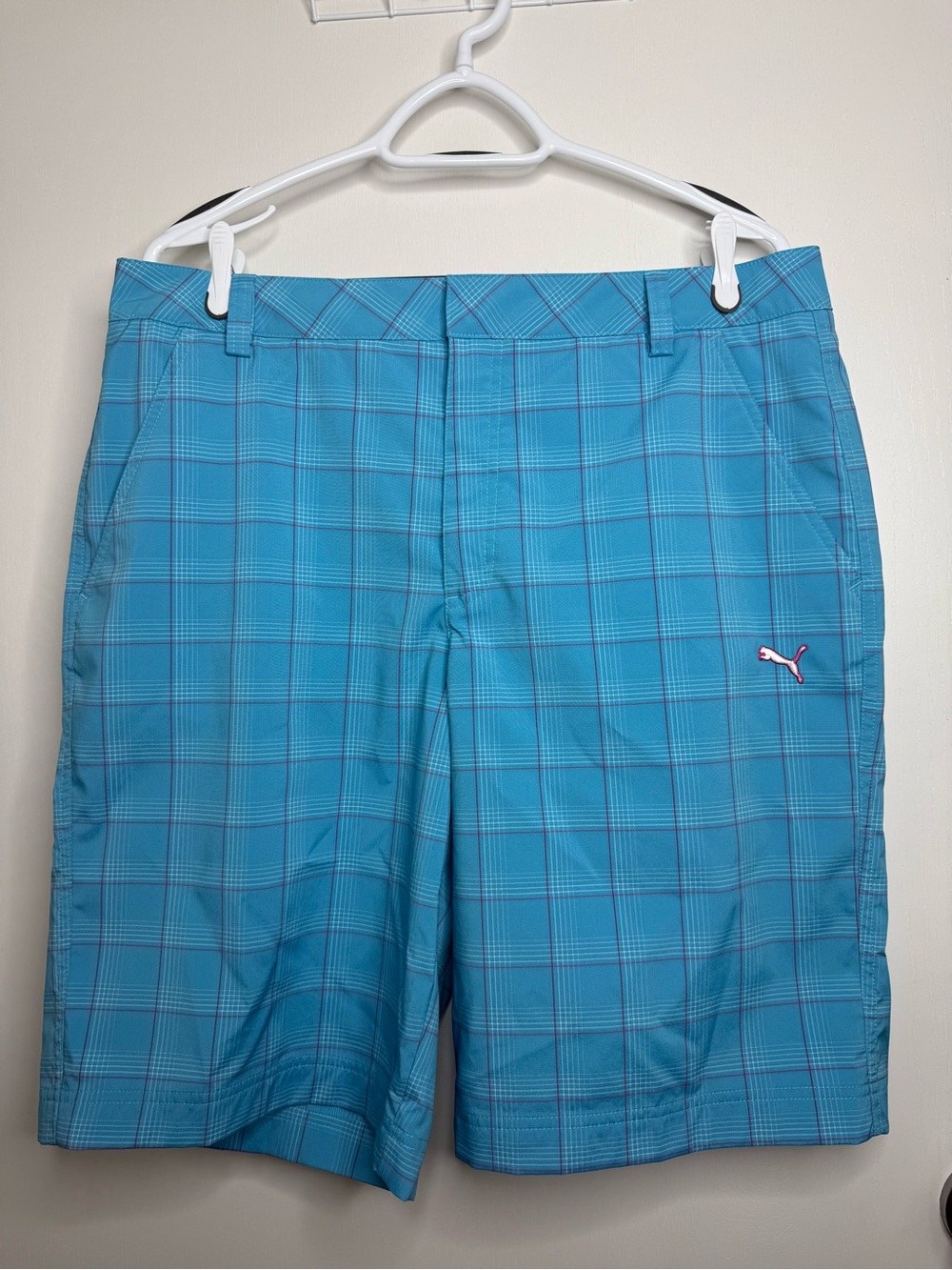NWOT Puma Men’s Turquoise with Pink, White Plaid Golf Shorts W36